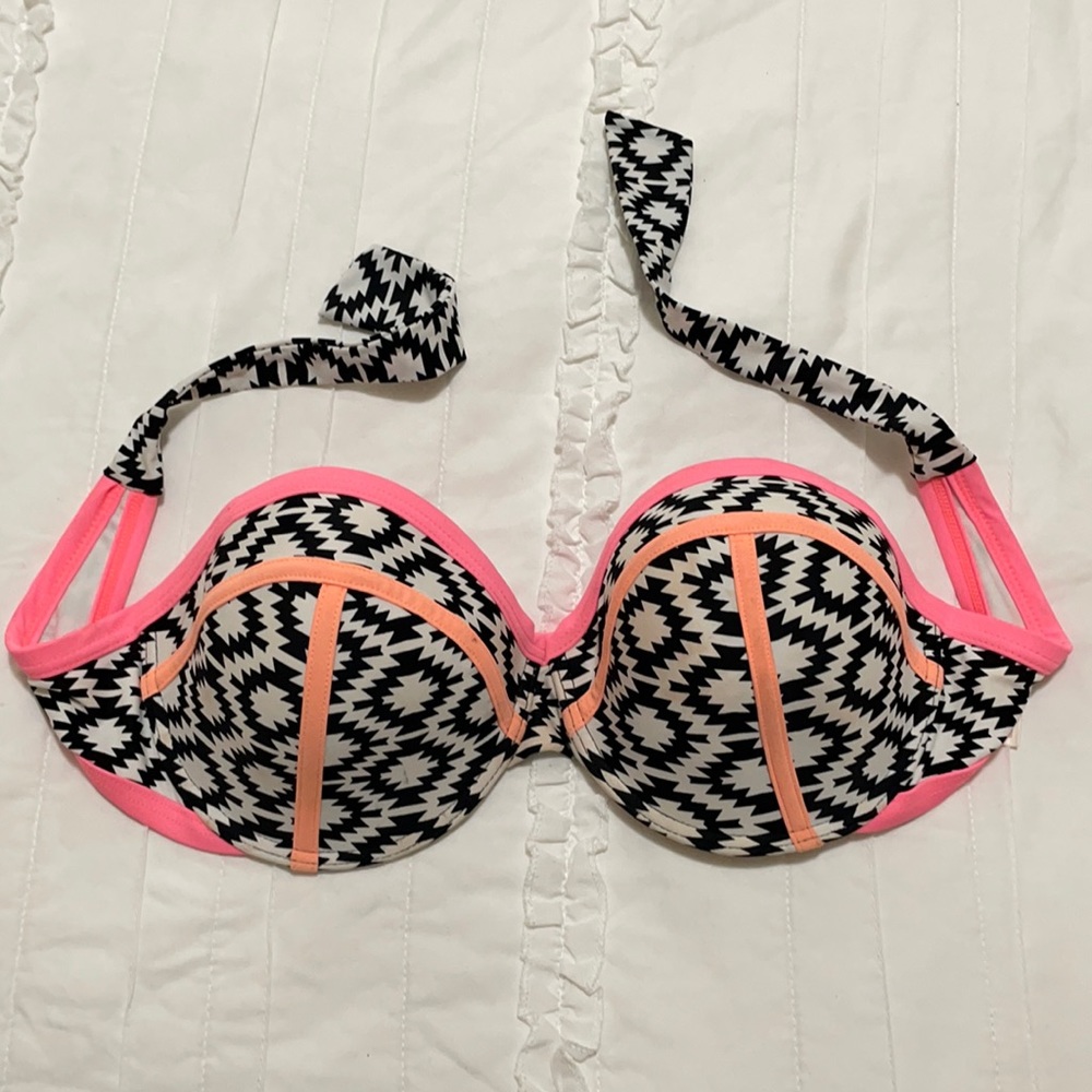 Strapless bikini top